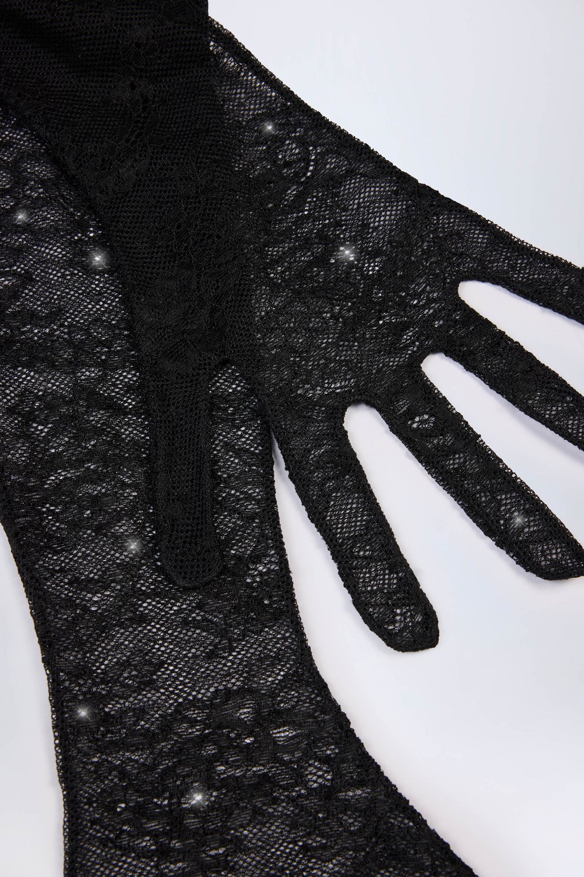 Lace Gloves in Black