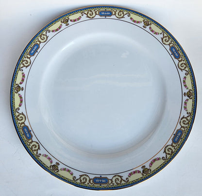 4 Noritake china side pates