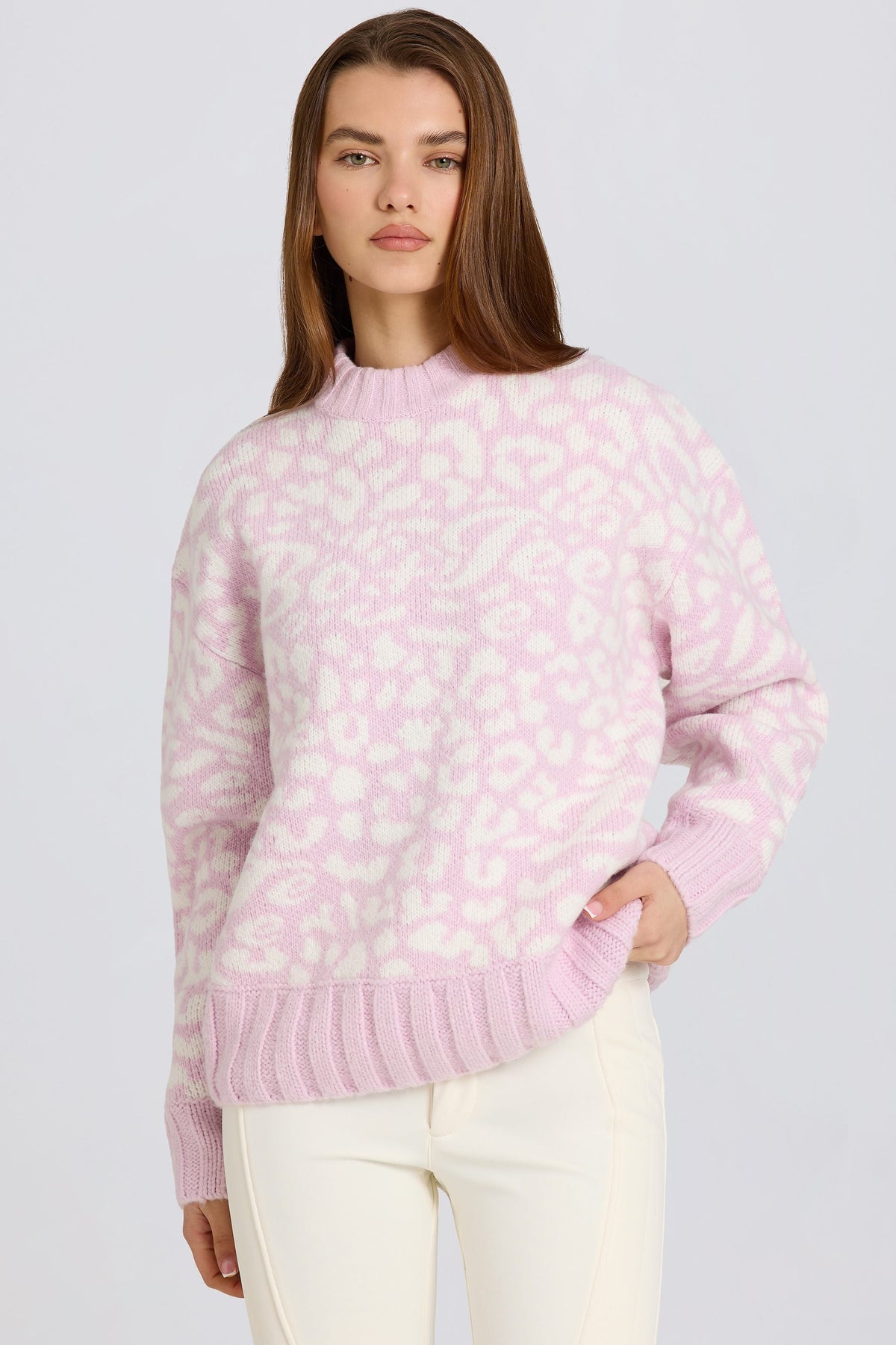 Jacquard-Knit Oversized Jumper in Pink