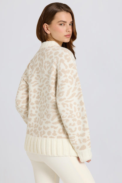 Jacquard-Knit Oversized Jumper in Ice
