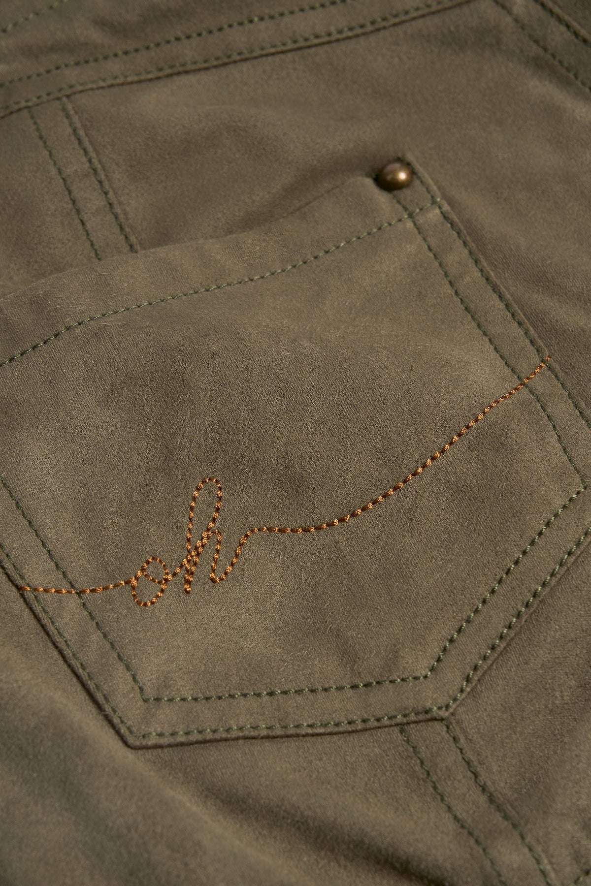 Lace-Up Mid-Rise Shorts in Dark Khaki